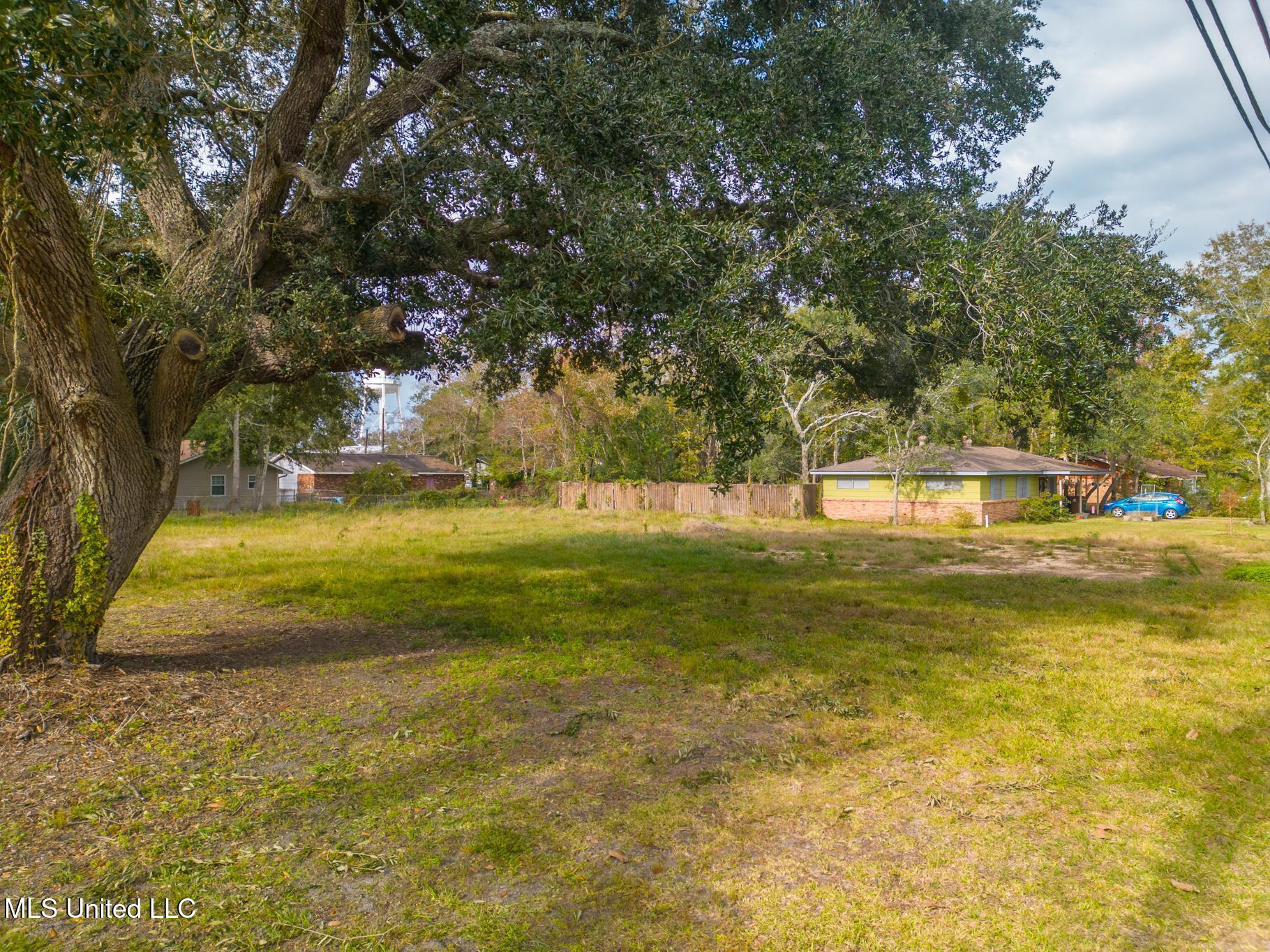 211 Gates Avenue Long Beach, MS 39560 - Photo 7 of 7 Gates-50