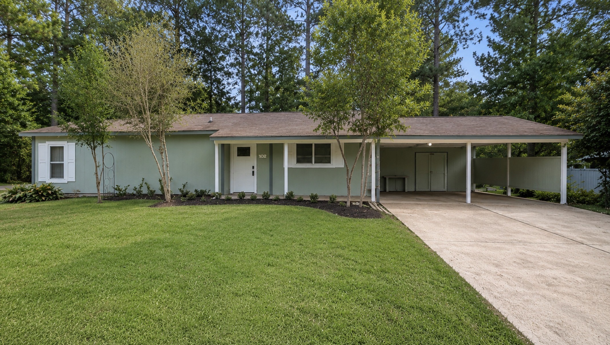 1 Laurel Oak Place Spring, TX 77380 - Photo 1 of 24