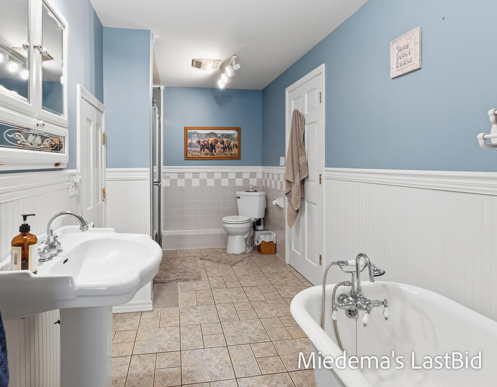 12915 Cassidy Road Bellevue, MI 49021 - Photo 80 of 128 12915CassidyRd-83LoRes