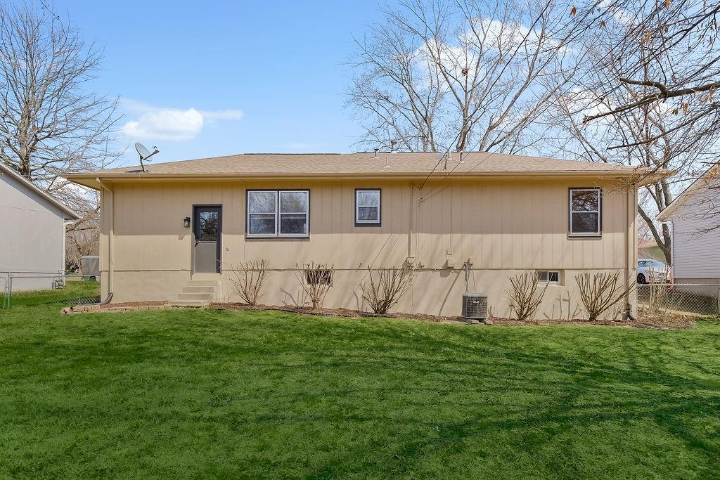 2606 Cherokee Road Harrisonville, MO 64701 - Photo 20 of 20