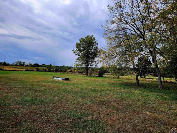 $350,000 | 10790 V4 Road, Hoyt, KS 66440