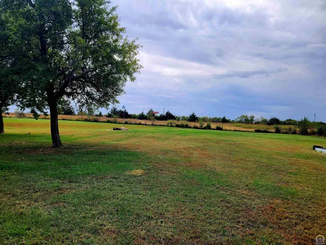 $415,000 | 10790 V4 Road, Hoyt, KS 66440