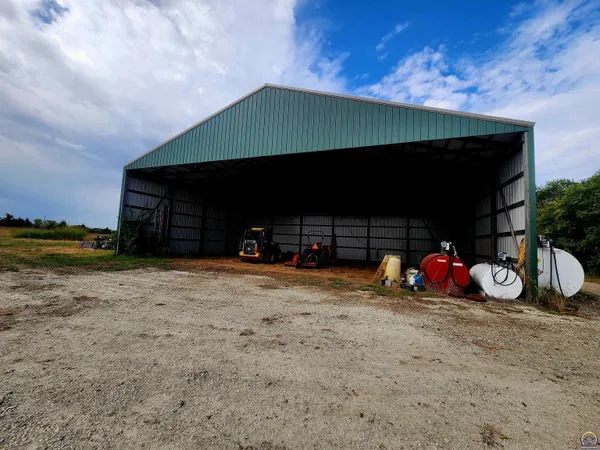 $350,000 | 10790 V4 Road, Hoyt, KS 66440