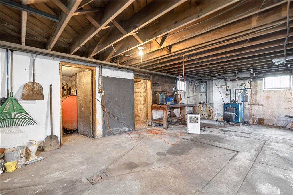 900 Washington Road Washington, PA 15301 - Photo 41 of 50 Keep it as storage or finish it...