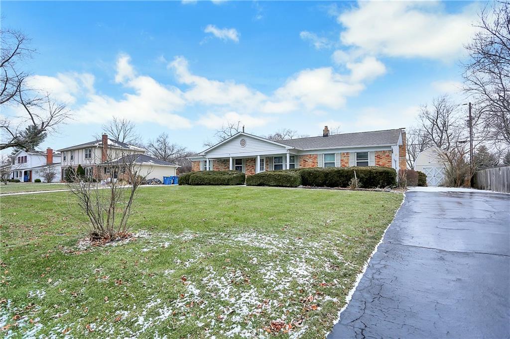 66 Park View Road Carmel, IN 46032 - Photo 2 of 23 Gallery Image 2