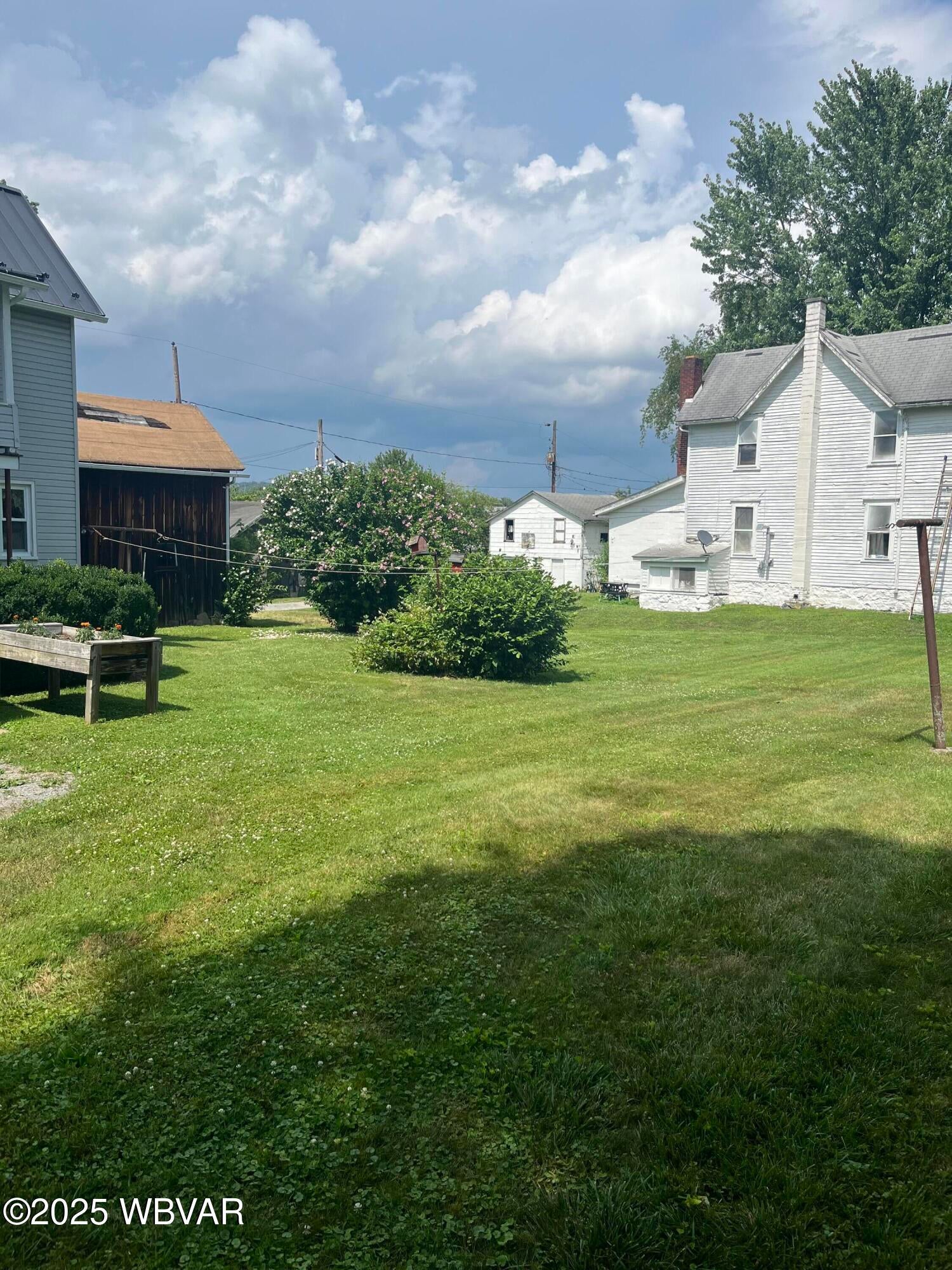 113 Spring Street Williamsport, PA 17702 - Photo 5 of 25 IMG_2198