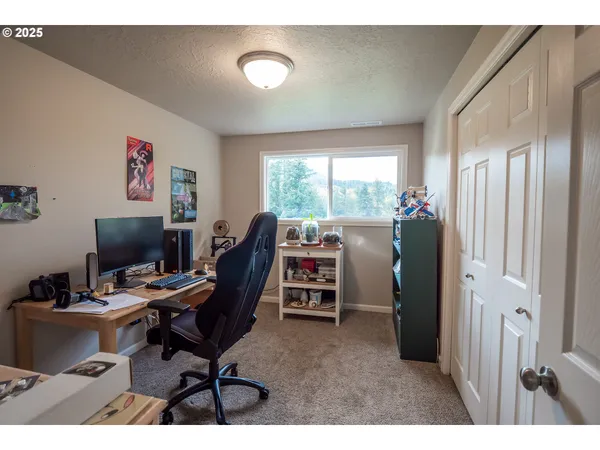 $795,000 | 76377 Mosby Creek Road, Cottage Grove, OR 97424