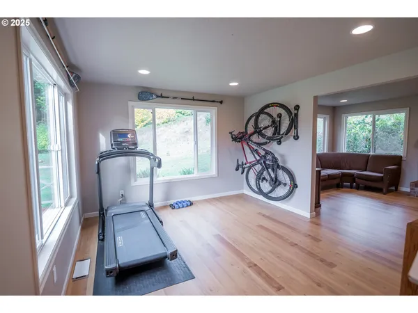 $795,000 | 76377 Mosby Creek Road, Cottage Grove, OR 97424