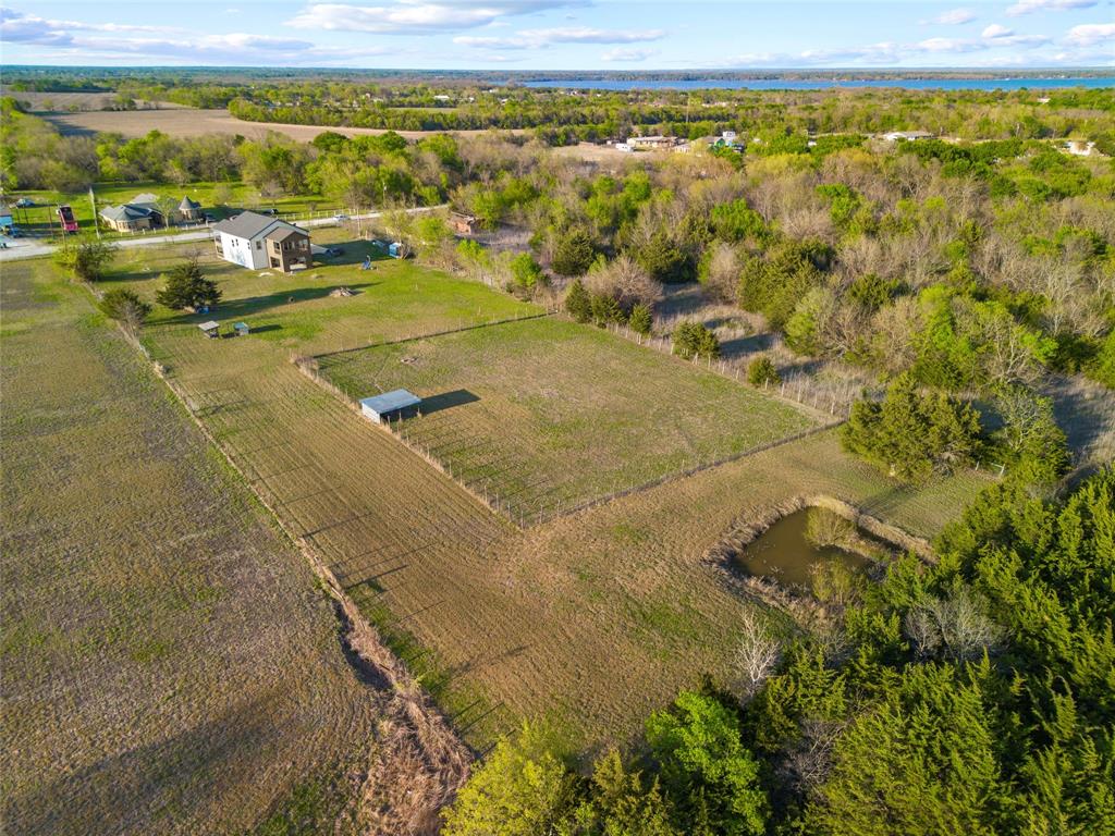 641 Countess Road Quinlan, TX 75474 - Photo 9 of 40