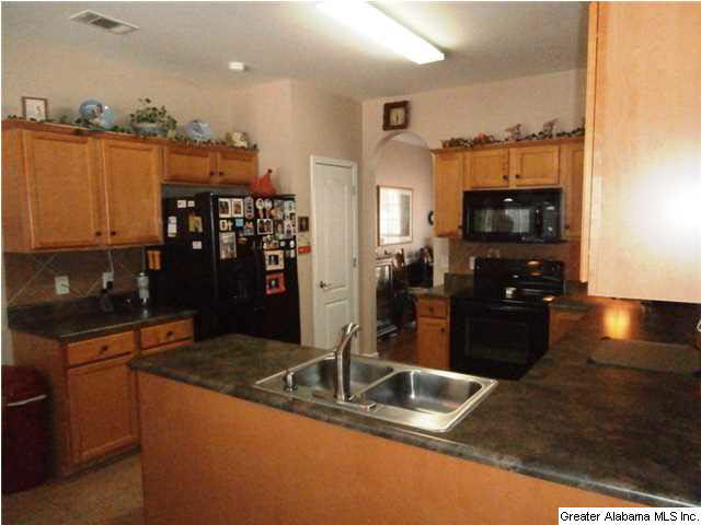 6382 Letson Farms Road Bessemer, AL 35022 - Photo 7 of 27