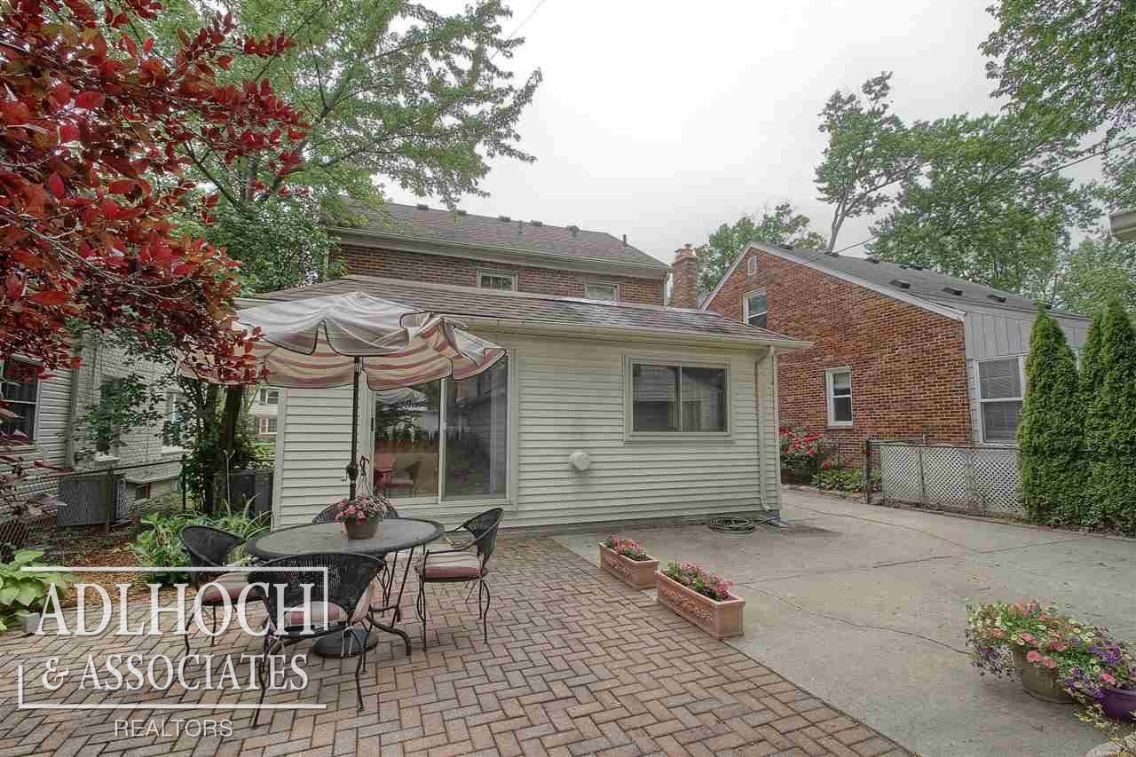 1608 Hampton Road Grosse Pointe Woods, MI 48236 - Photo 30 of 30