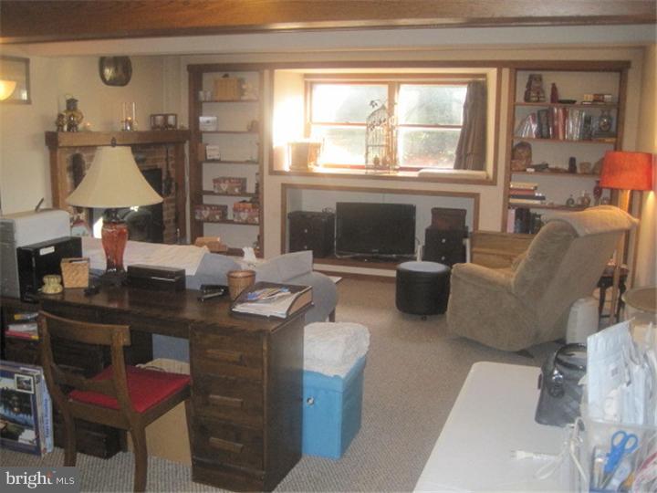 2895 Ridge Road Elverson, PA 19520 - Photo 5 of 15 Gallery Image 5