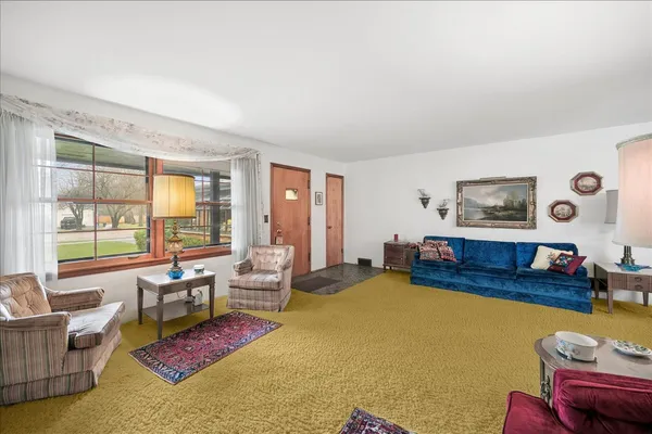 $779,000 | 561 North Happ Road, Northfield, IL 60093