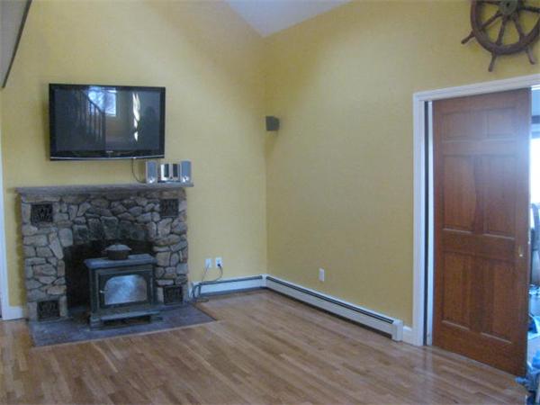 16 Shore Road Plymouth, MA 02360 - Photo 8 of 16 Gallery Image 8