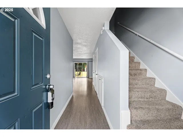 $236,000 | 2062 Northeast Hogan Drive, Gresham, OR 97030