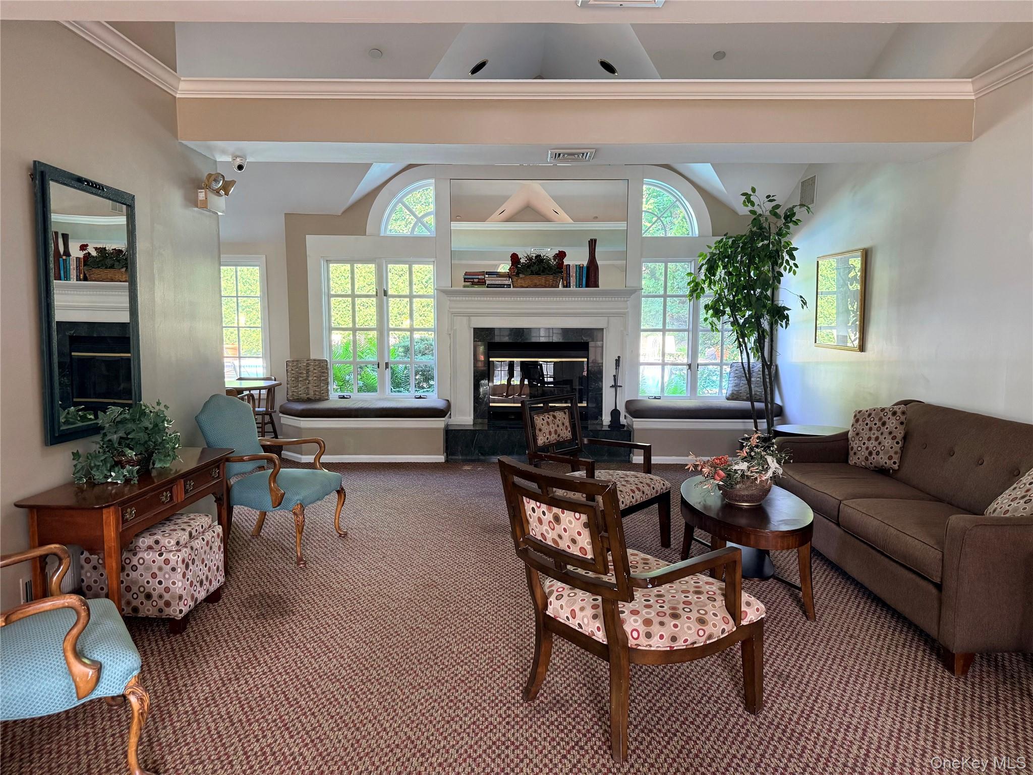 611 Pondside Drive White Plains, NY 10607 - Photo 32 of 40 sitting room in clubhouse