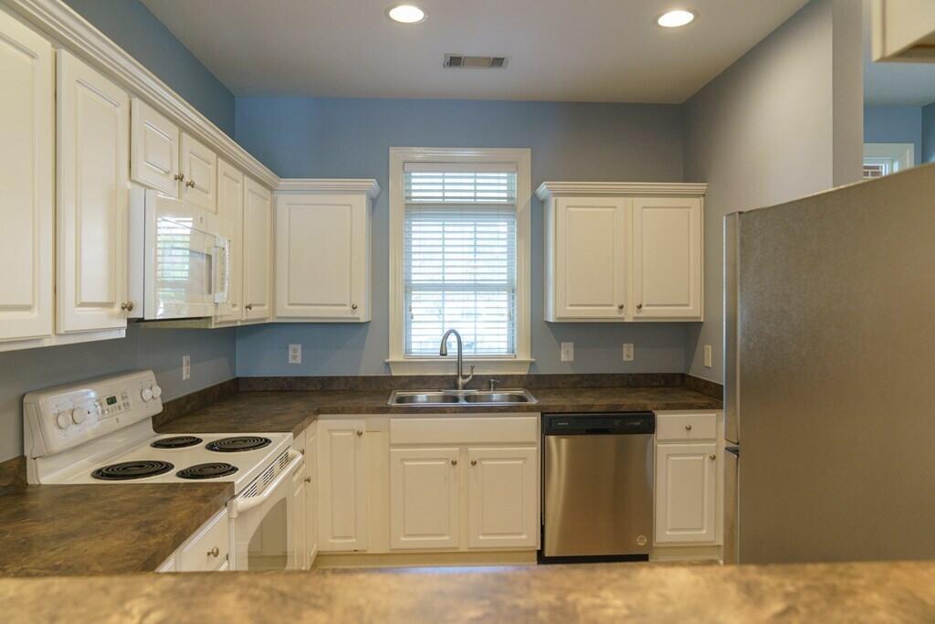 115 Ballard Lane Santee, SC 29142 - Photo 8 of 35 115ballard8