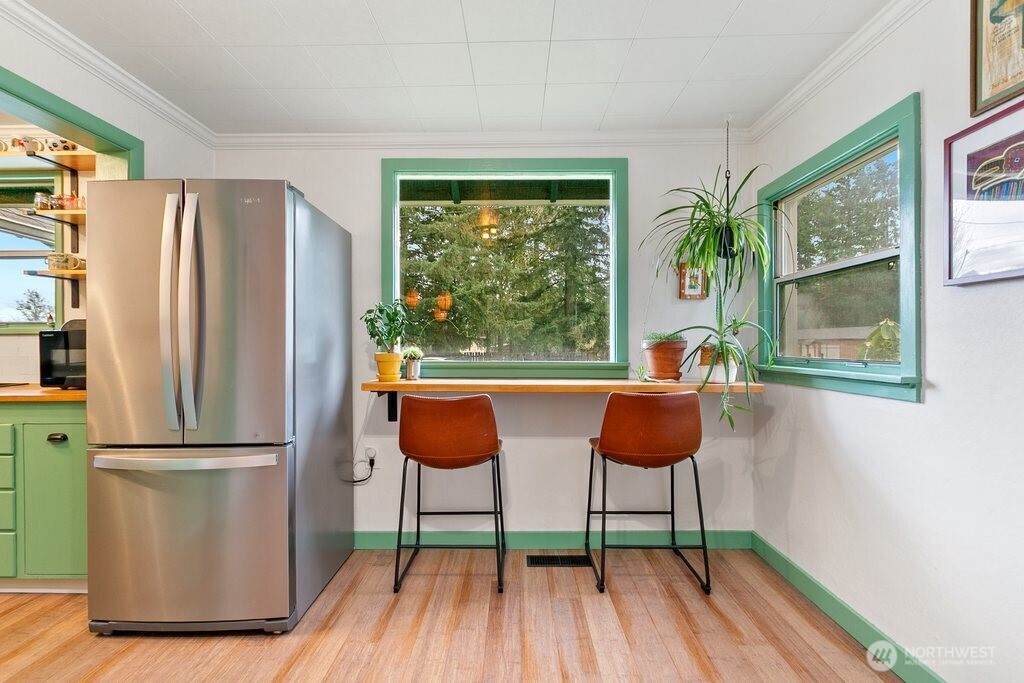 733 Eden Road West Bremerton, WA 98312 - Photo 14 of 37