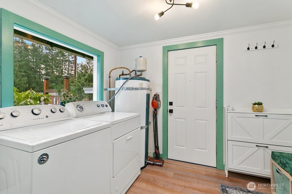 733 Eden Road West Bremerton, WA 98312 - Photo 21 of 37