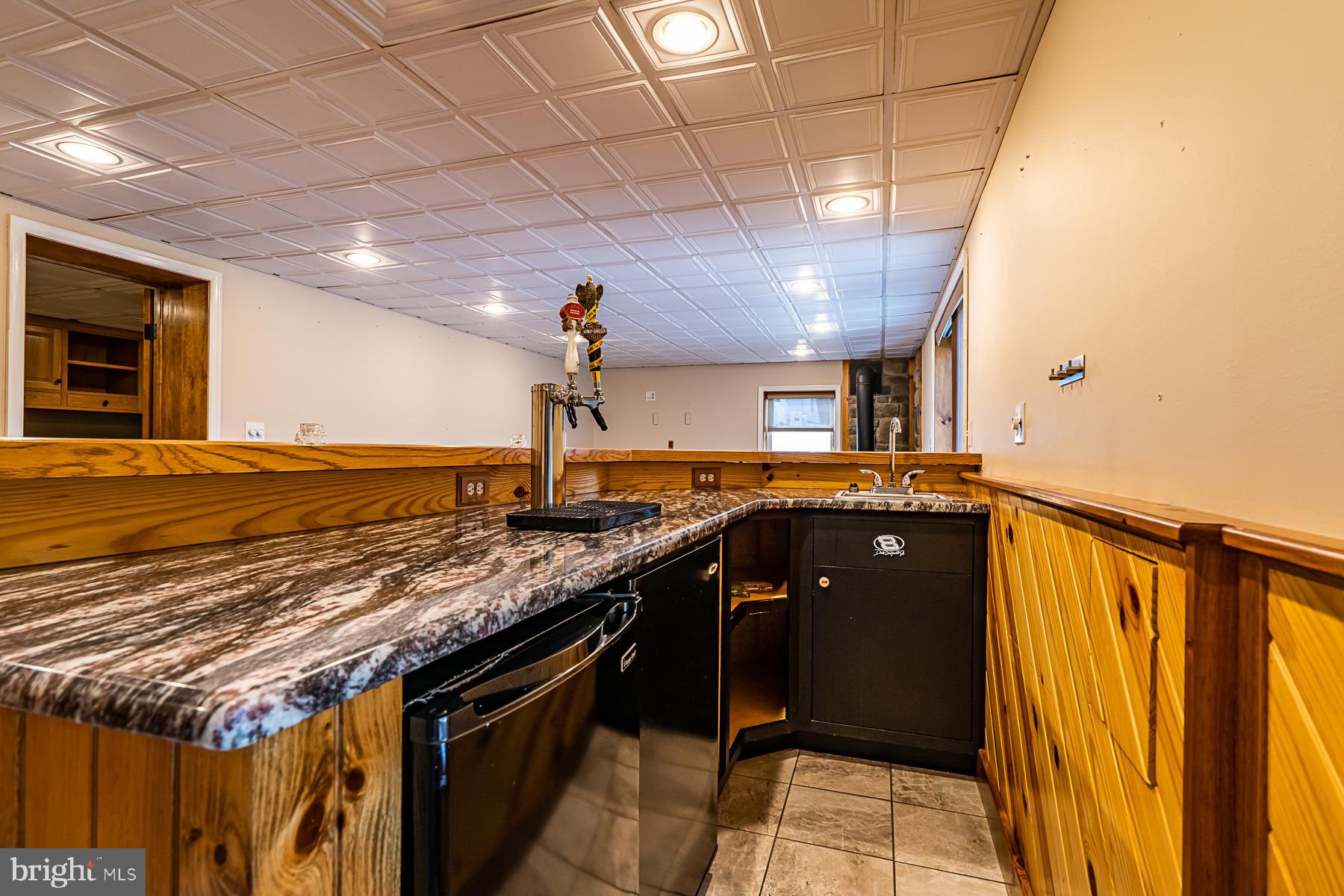 1610 Mill Road Perkasie, PA 18944 - Photo 39 of 61 Bar 13", refrig, tap cooler and sink