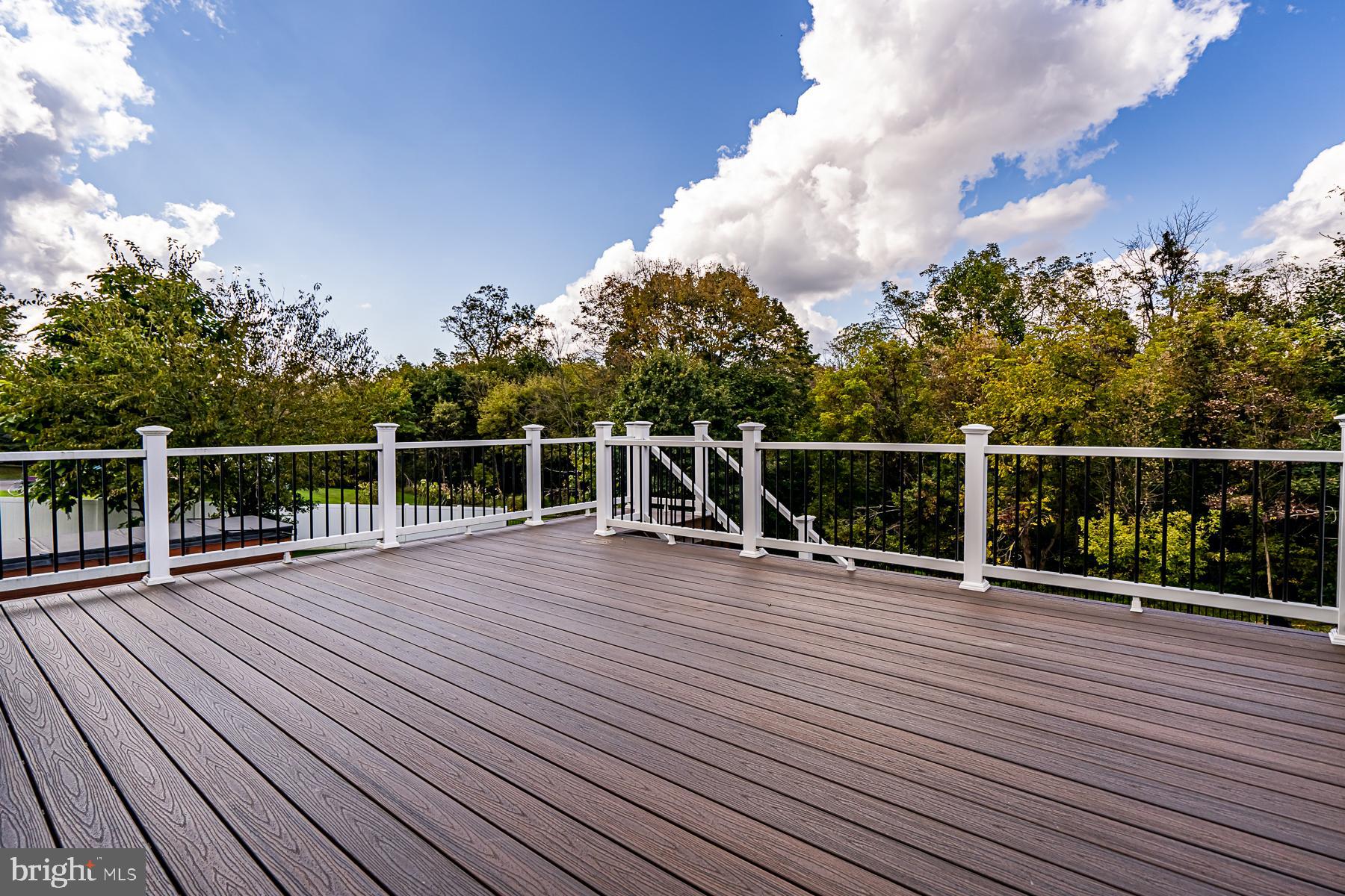 1610 Mill Road Perkasie, PA 18944 - Photo 45 of 61 Deck off dining area