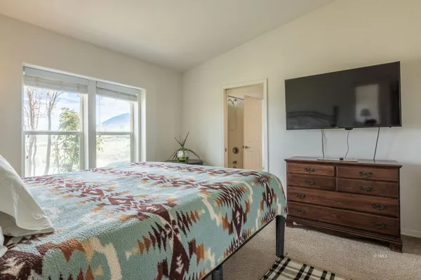 $785,000 | 925 McDonald Road, Lone Pine, CA 93545