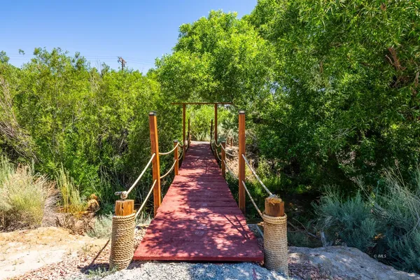 $785,000 | 925 McDonald Road, Lone Pine, CA 93545