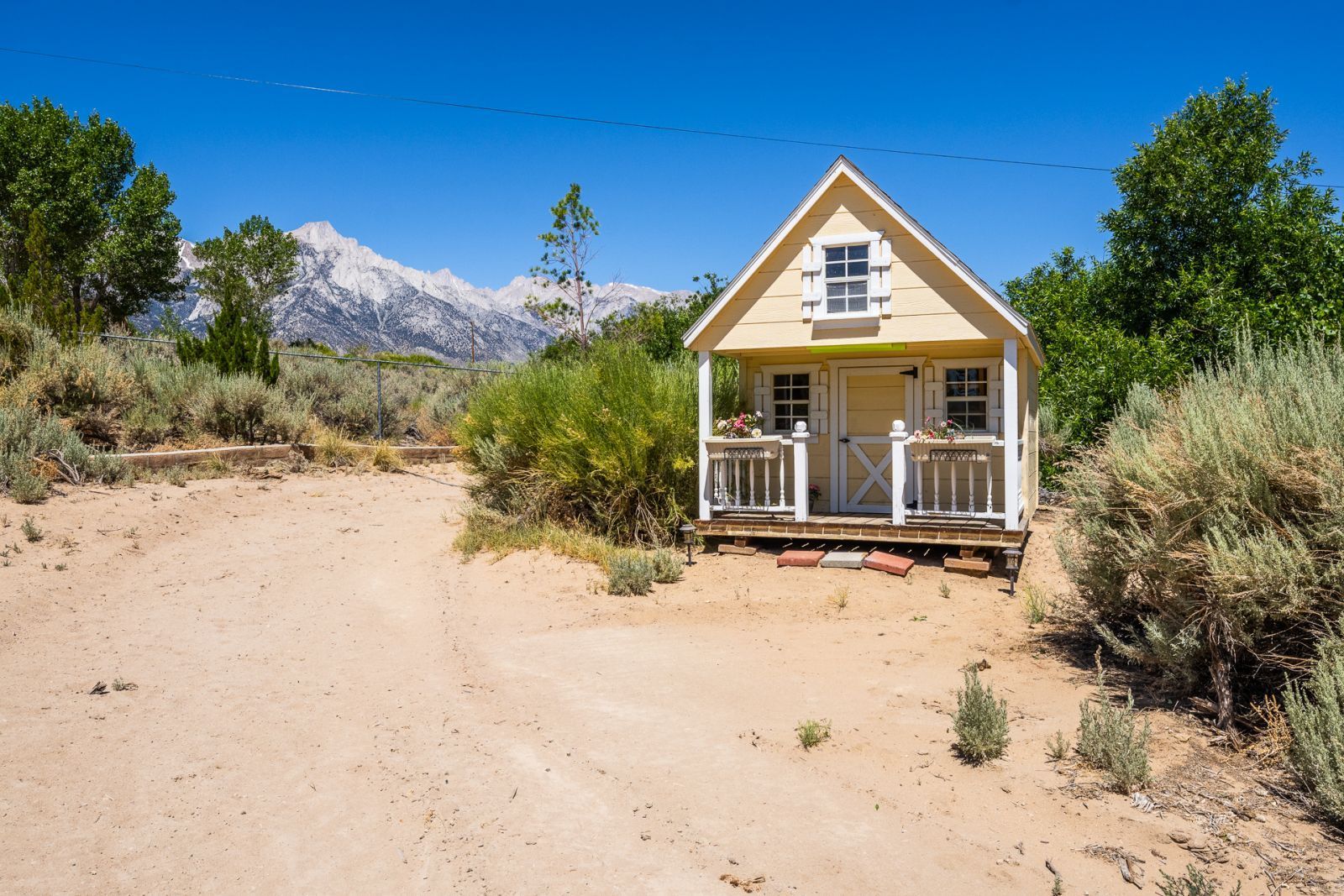 925 McDonald Road Lone Pine, CA 93545 - Photo 33 of 35 Play House