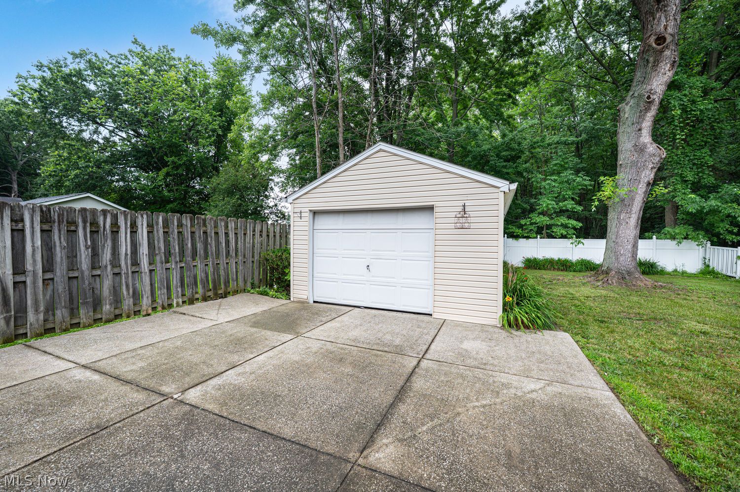 1289 Waverly Road Eastlake, OH 44095 - Photo 28 of 29