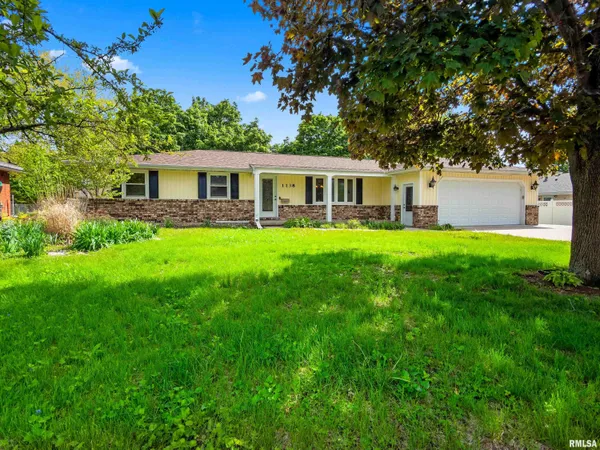 $279,500 | 1138 West Walnut Street, Chillicothe, IL 61523