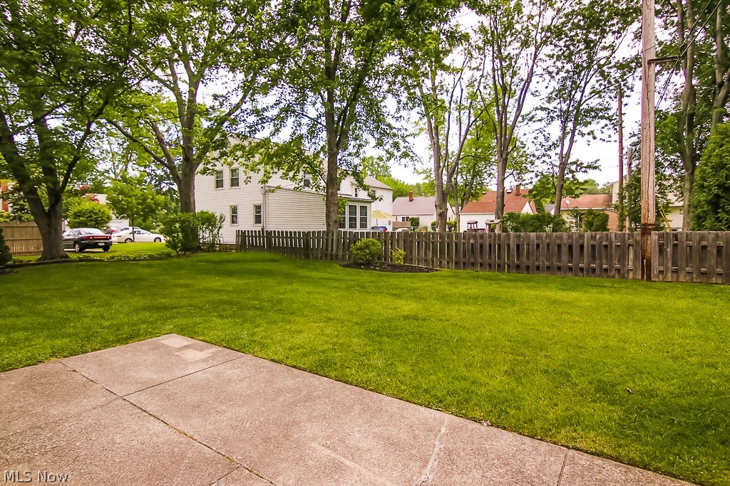 1169 Roland Road Lyndhurst, OH 44124 - Photo 27 of 30