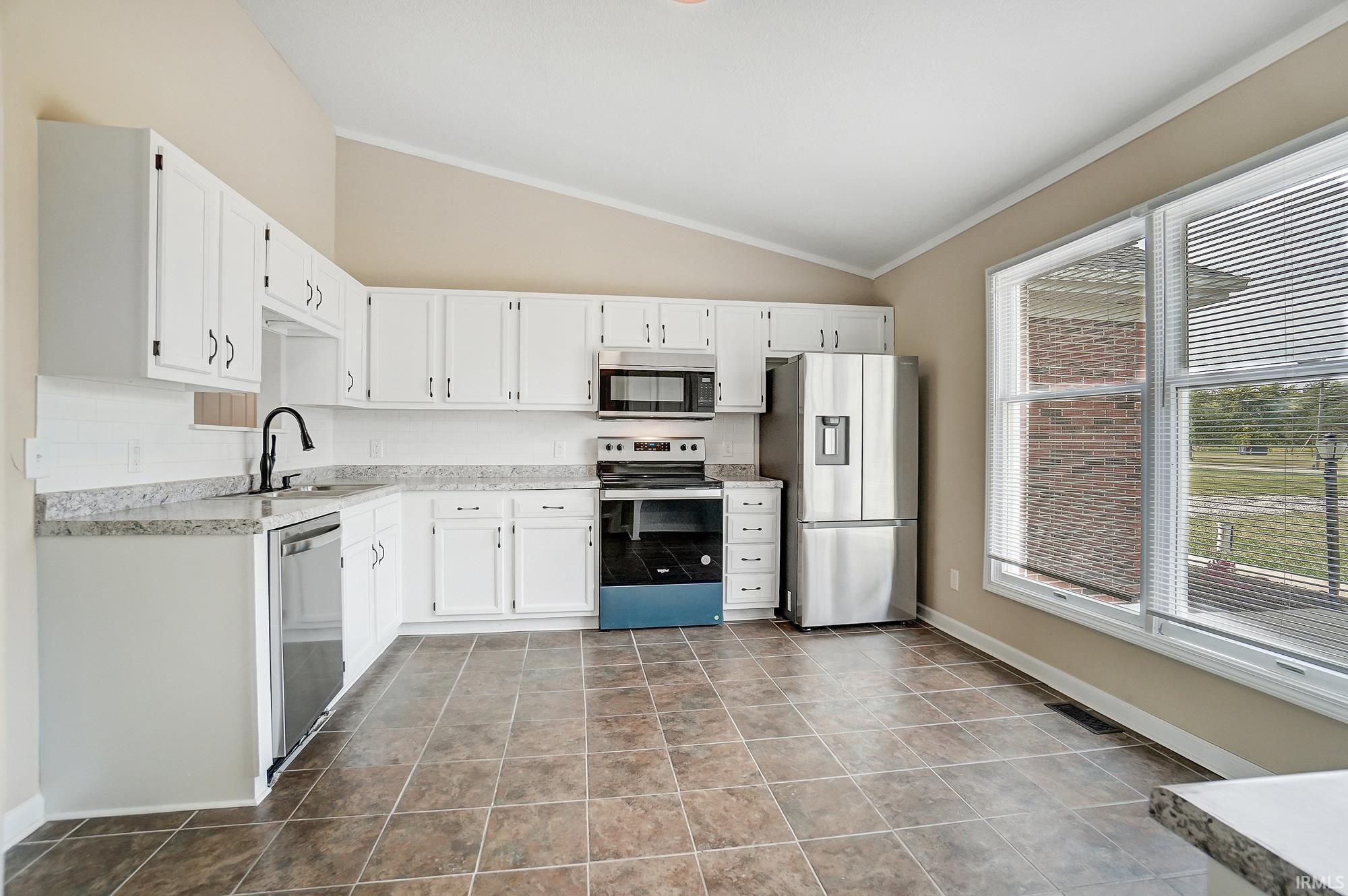 10505 North 200 West Decatur, IN 46733 - Photo 11 of 36 Gallery Image 11