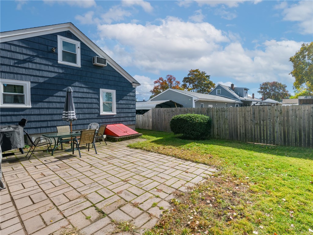 44 Stanley Street Pawtucket, RI 02861 - Photo 19 of 23