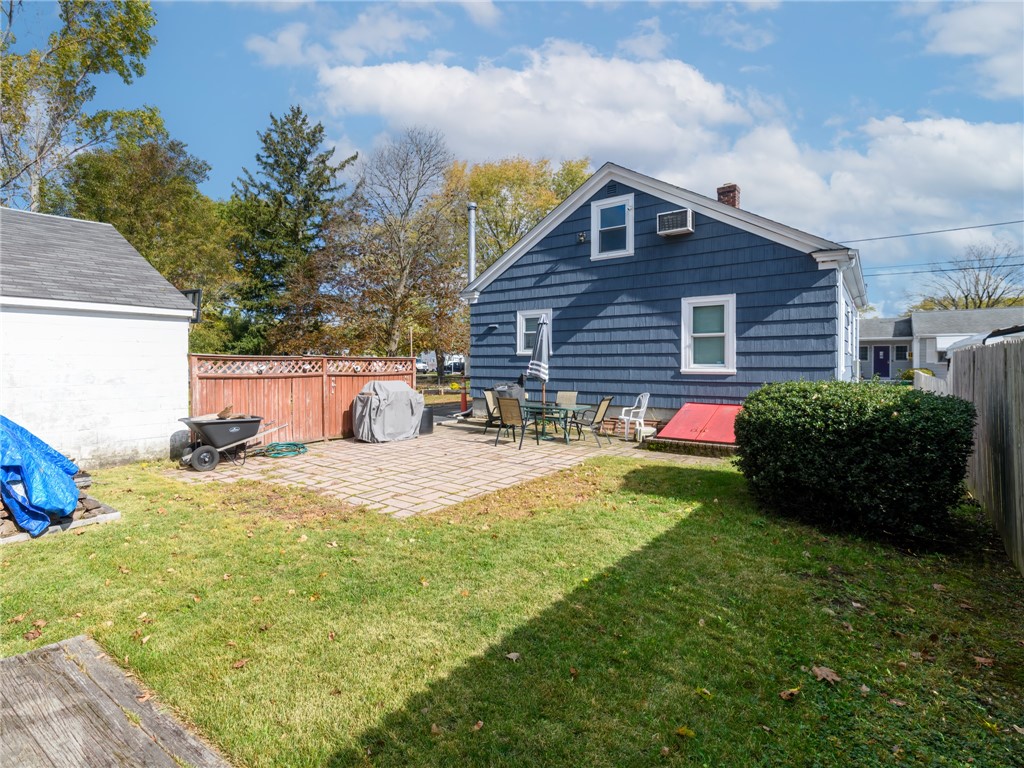 44 Stanley Street Pawtucket, RI 02861 - Photo 20 of 23