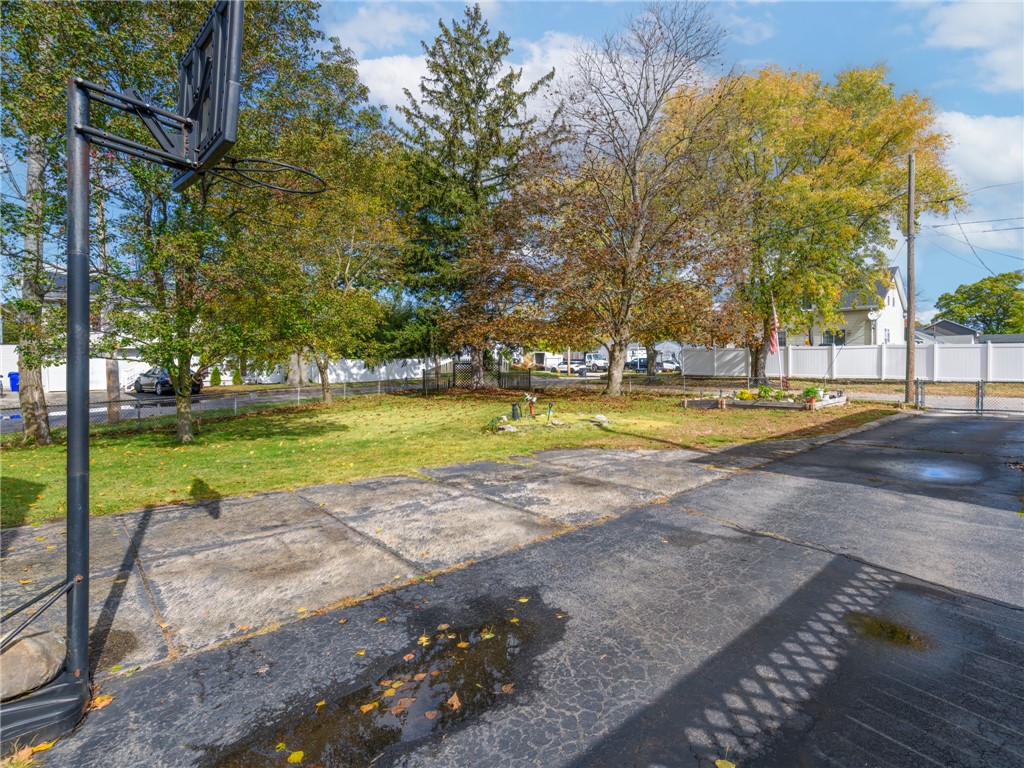 44 Stanley Street Pawtucket, RI 02861 - Photo 22 of 23