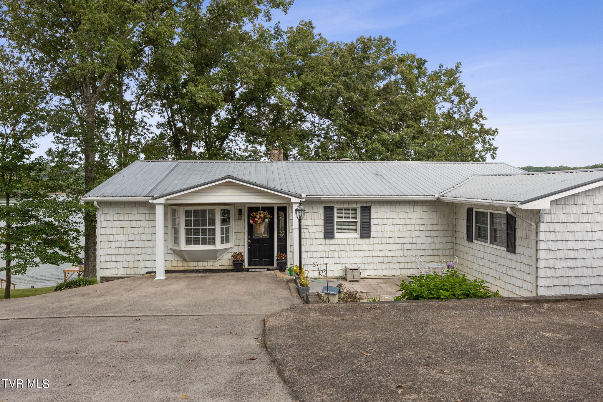 1026 Haw Ridge Road Piney Flats, TN 37686 - Photo 1 of 47 1026 Haw Ridge Road