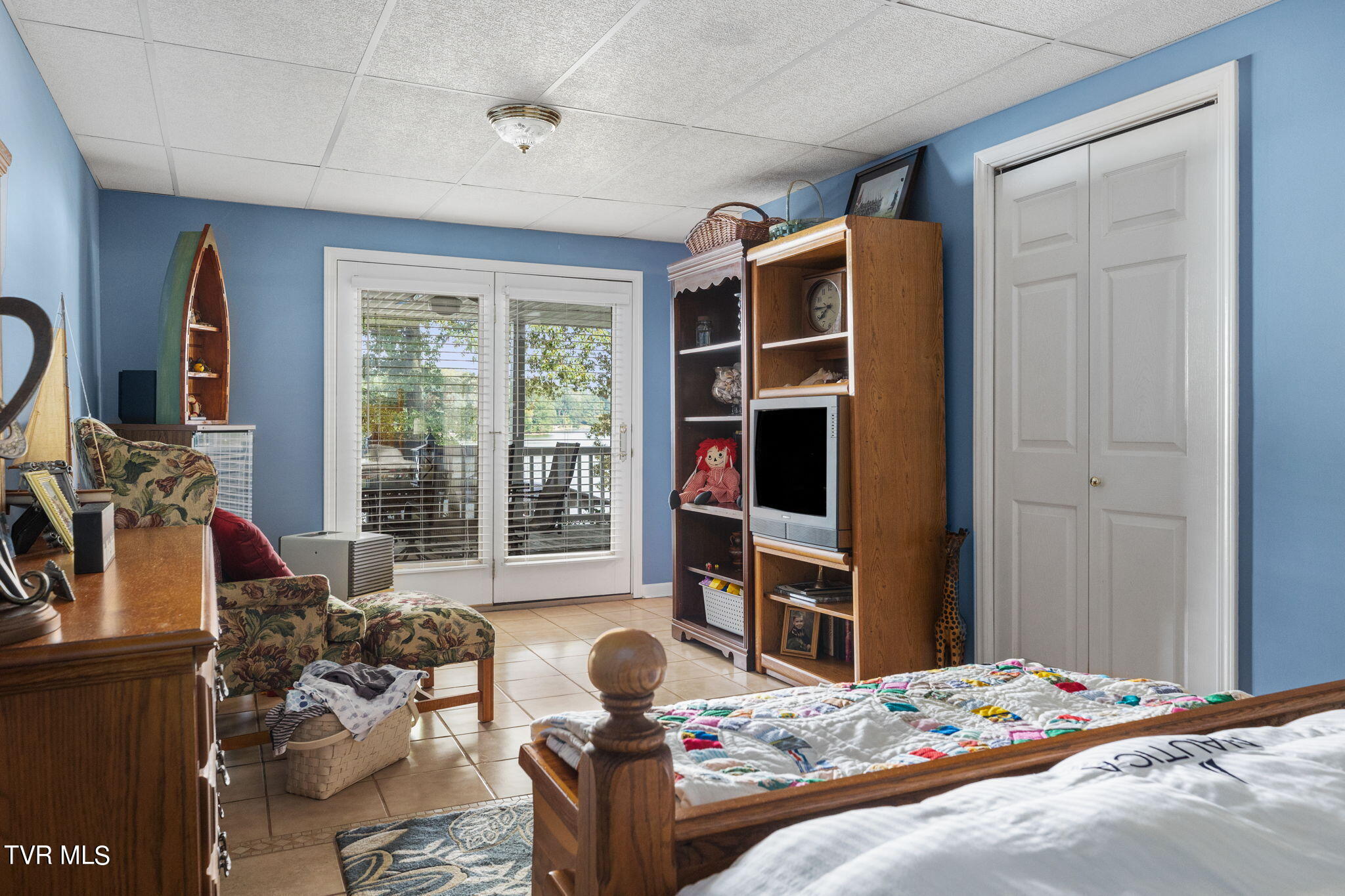 1026 Haw Ridge Road Piney Flats, TN 37686 - Photo 35 of 47 Lower level bedroom with lake view