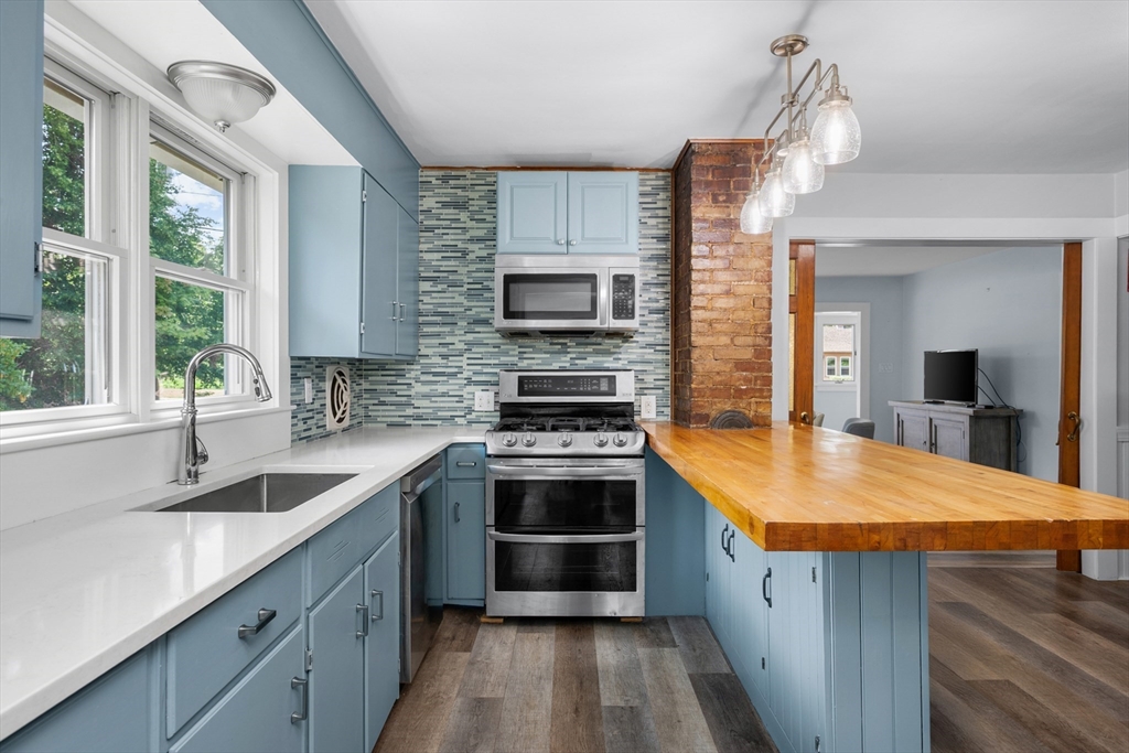 100 River Road Barnstable, MA 02648 - Photo 9 of 34