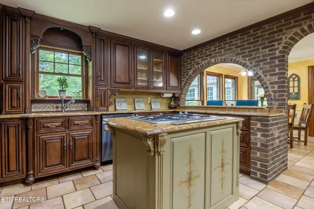 $725,000 | 158 County Road 444, Athens, TN 37303