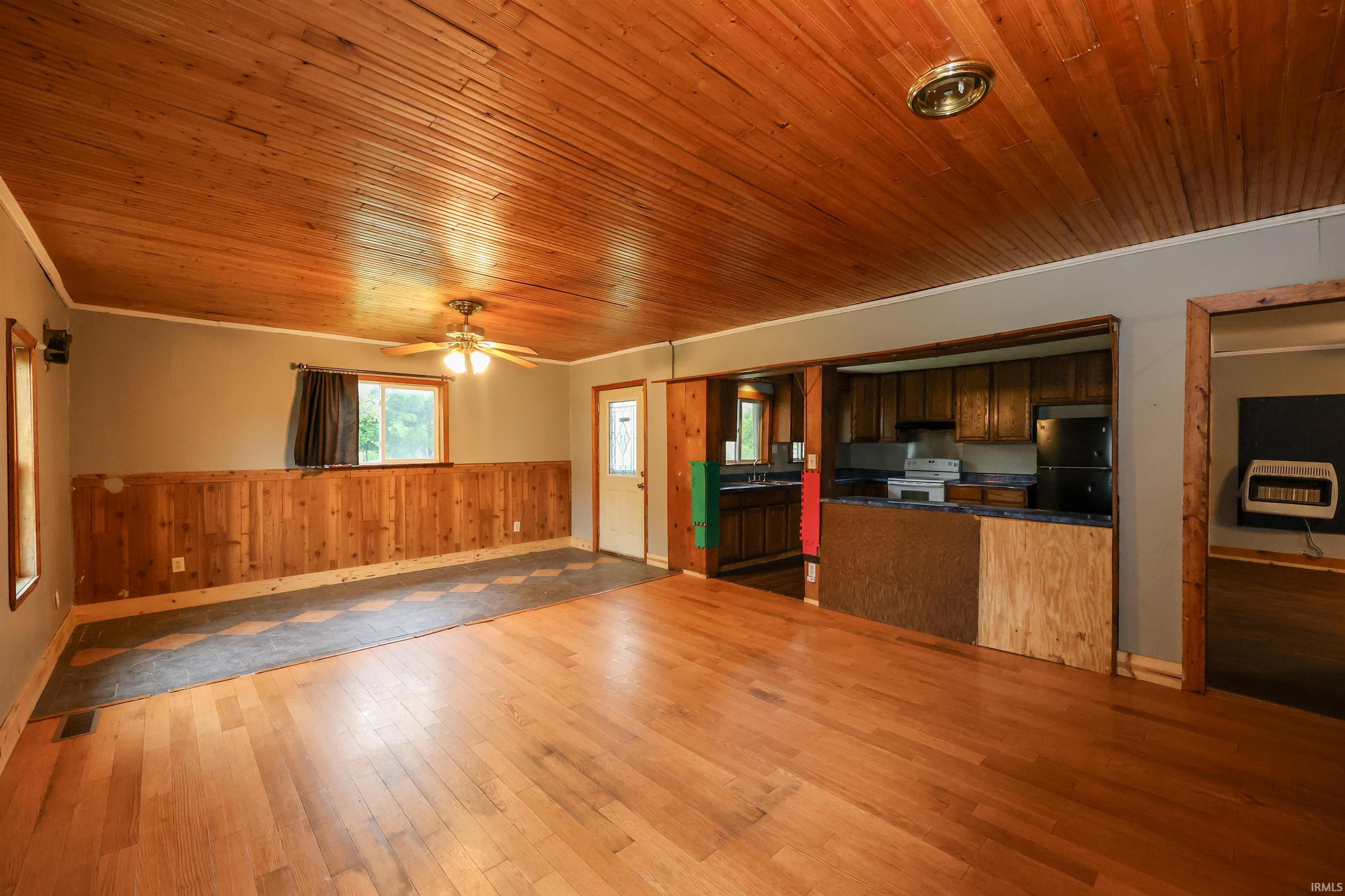 8595 East Metz Road Angola, IN 46703 - Photo 12 of 38