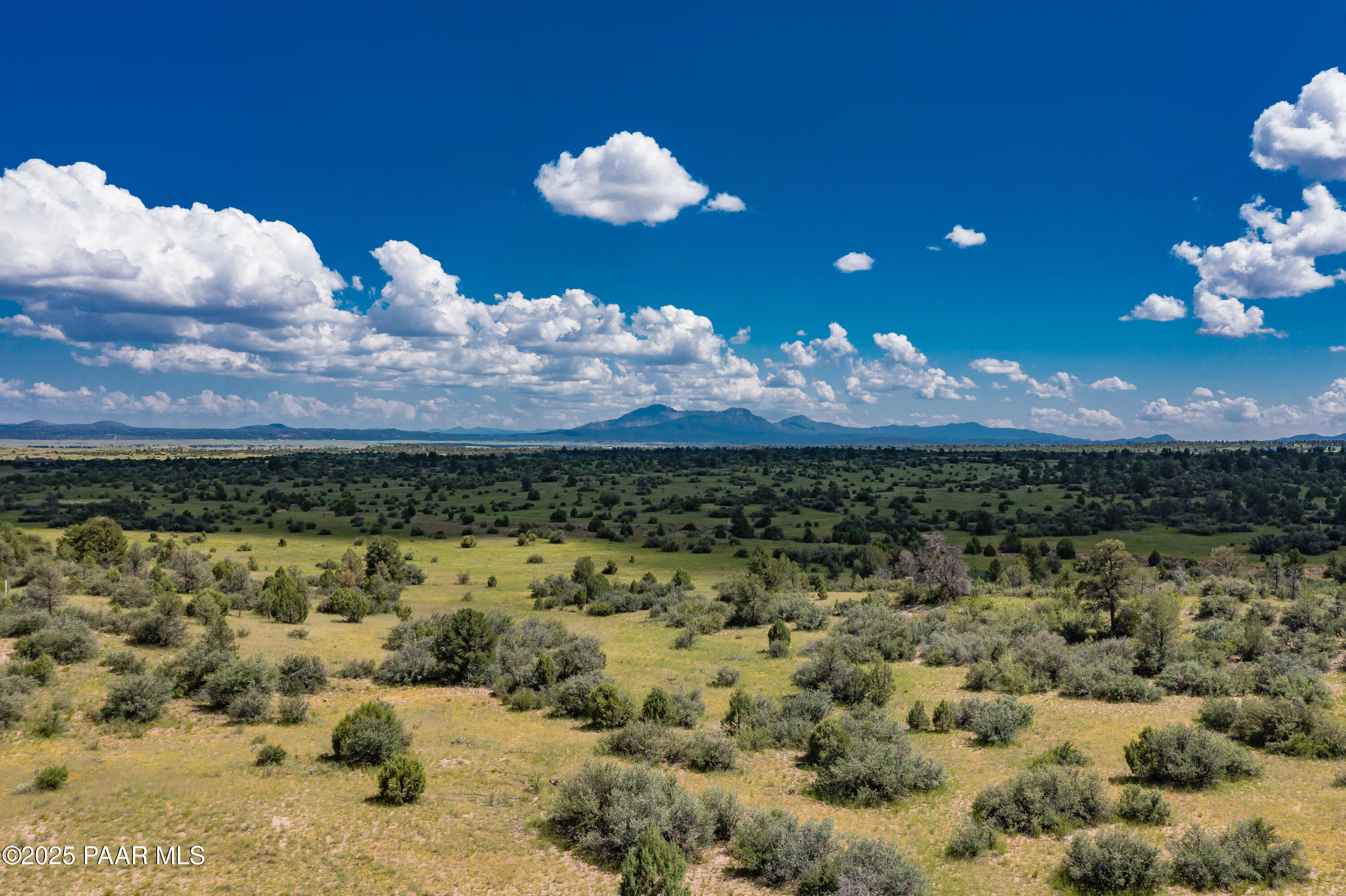 0 North Las Vegas Road Prescott, AZ 86305 - Photo 4 of 15 a view of a room with a large window