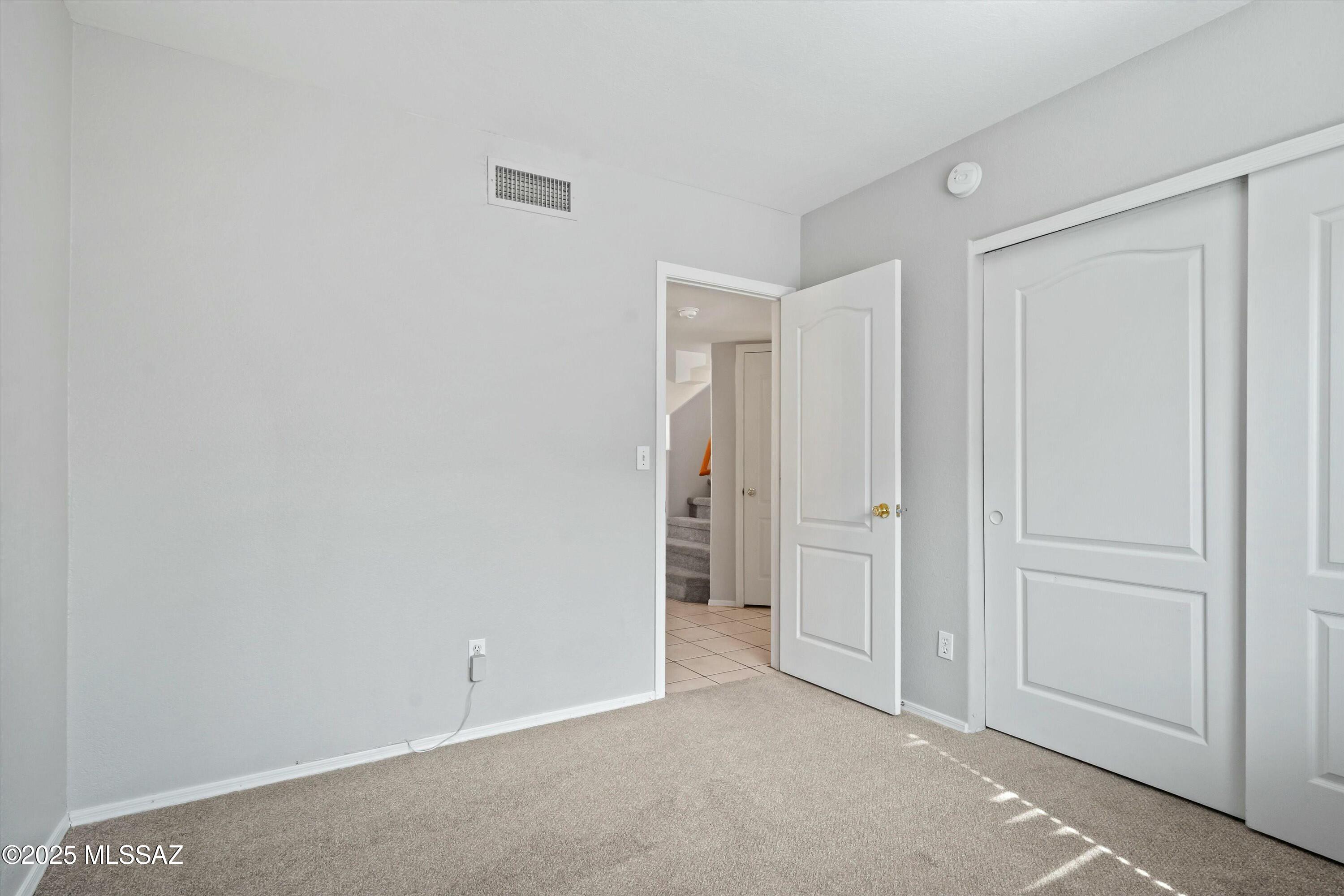 8768 North Maple Ridge Place Tucson, AZ 85743 - Photo 14 of 45 Gallery Image 14