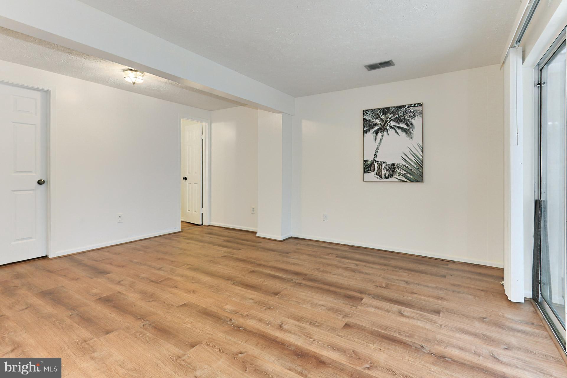 11004 Granby Court Reston, VA 20191 - Photo 23 of 33 Gallery Image 23
