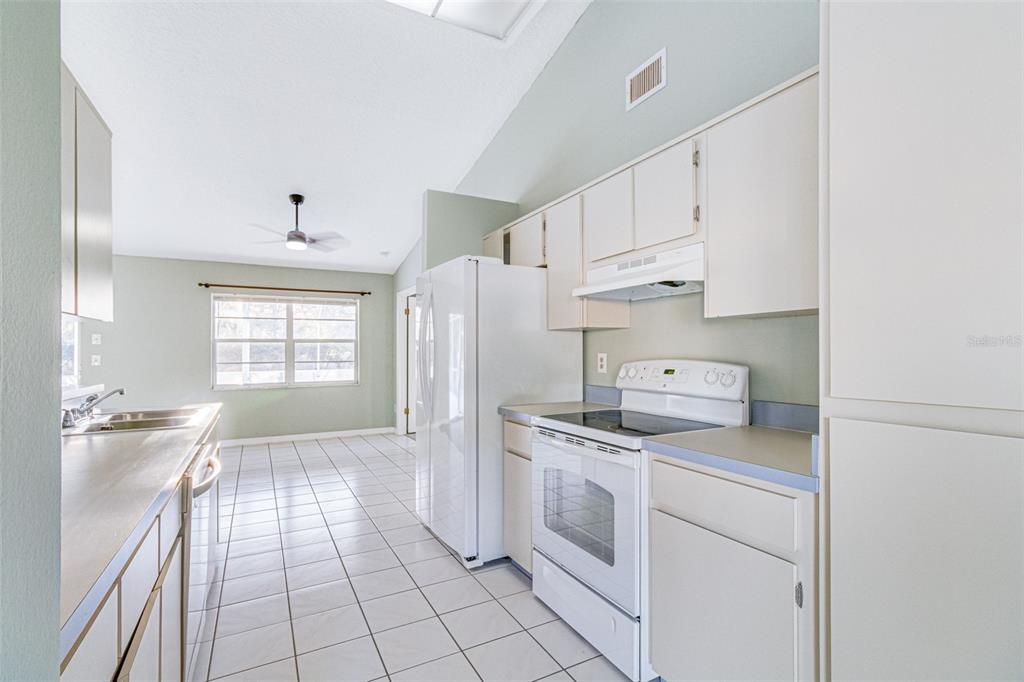 3033 Tiffany Court Spring Hill, FL 34608 - Photo 12 of 39