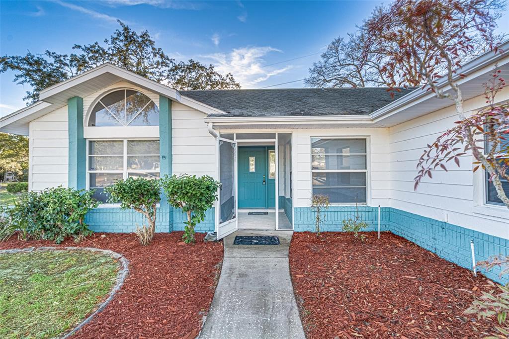 3033 Tiffany Court Spring Hill, FL 34608 - Photo 3 of 39