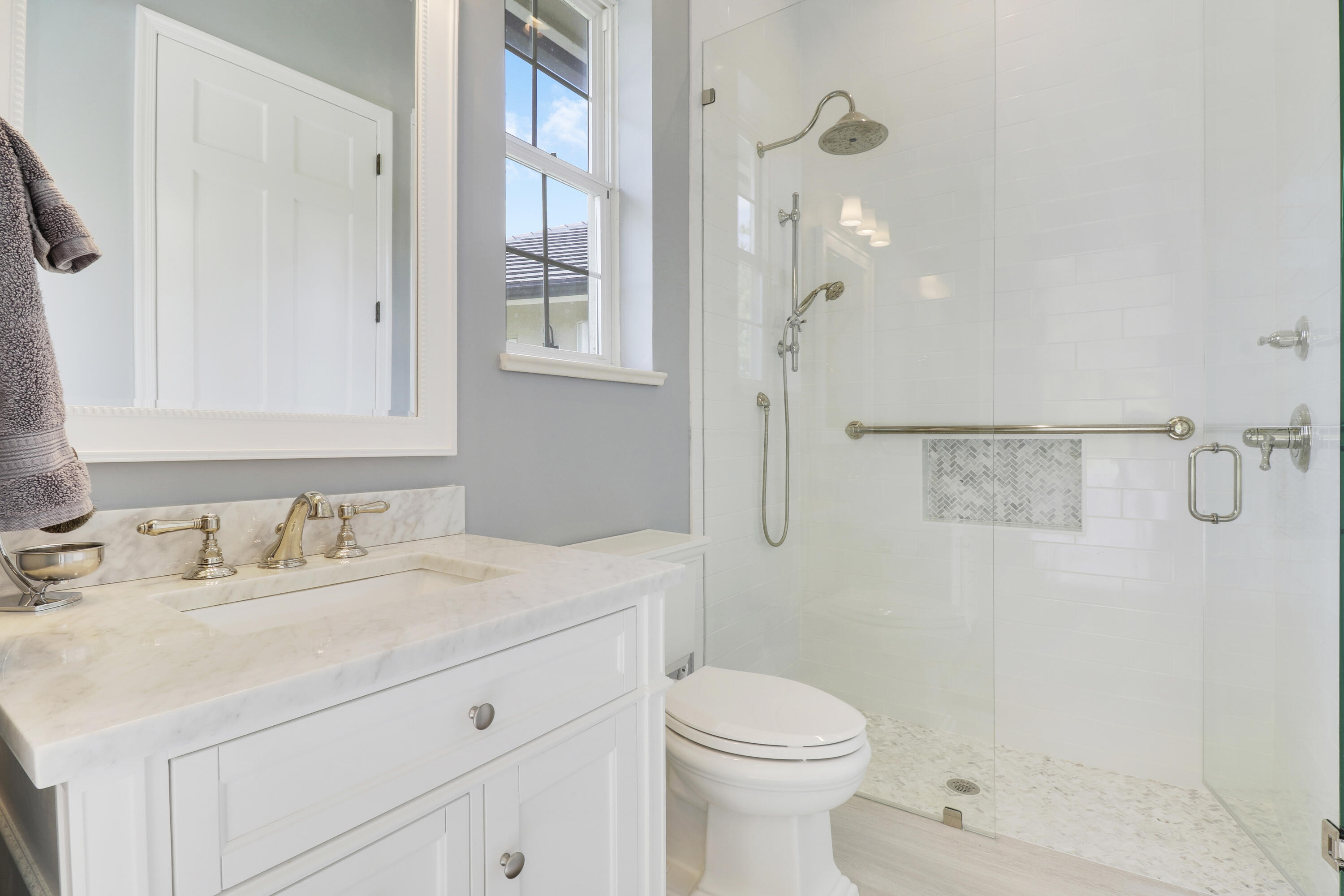 2885 Southeast Ranch Acres Circle Jupiter, FL 33478 - Photo 34 of 44 3rd bath