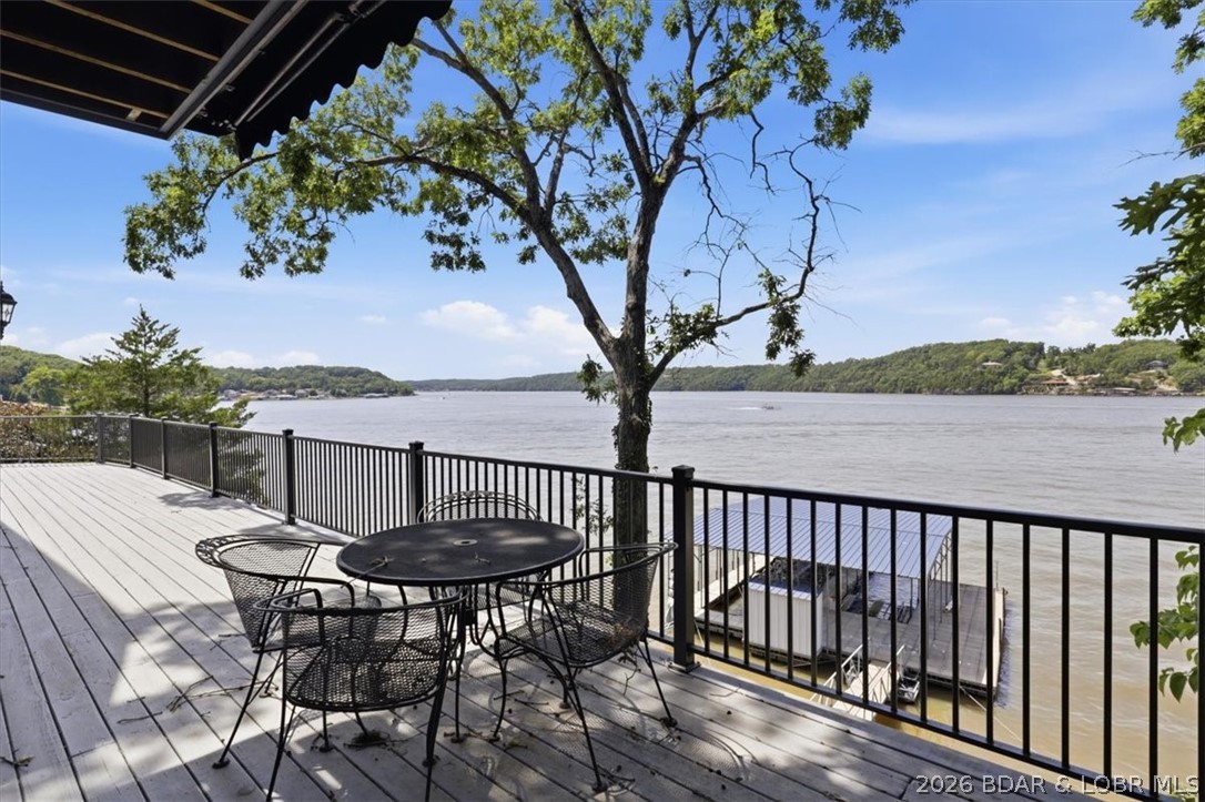 6572 Robyn Point Osage Beach, MO 65065 - Photo 5 of 49