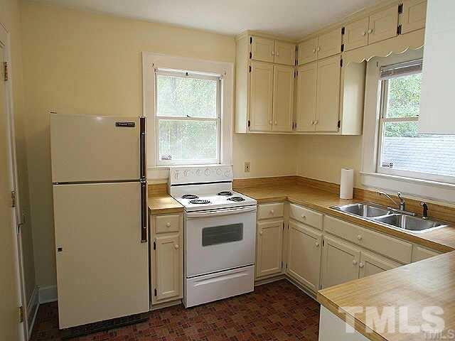 2512 Ross Road Durham, NC 27703 - Photo 4 of 9