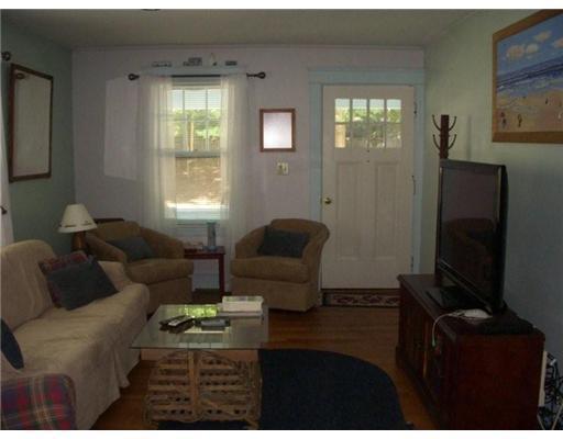 160 Berwick Road Ogunquit, ME 03907 - Photo 3 of 9 Living Room.