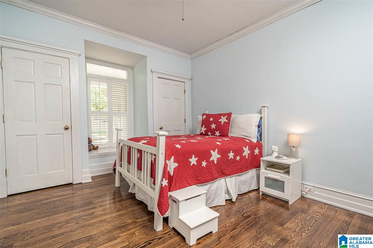 1608 Oxmoor Road Birmingham, AL 35209 - Photo 17 of 38